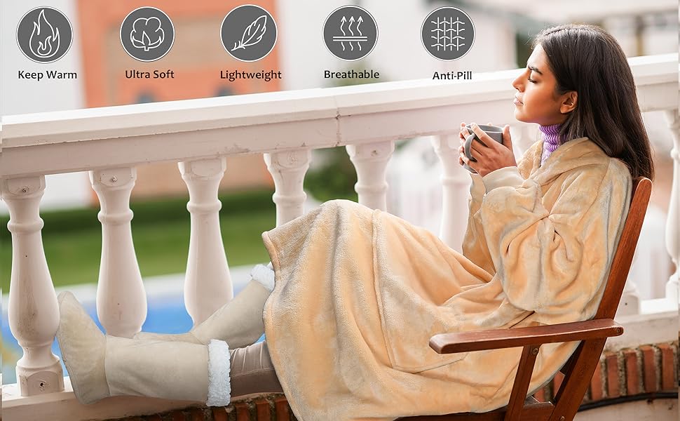 NUEVO POLERÓN CON CAPUCHA Y BOLSILLOS